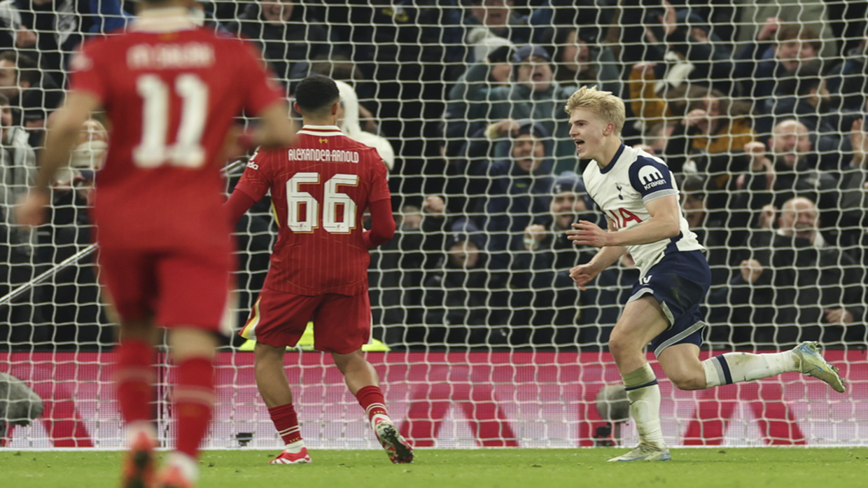Liverpool lose to Tottenham in the first leg of the League Cup semi-final